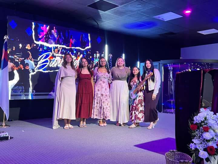 Los Ministerios: Un Camino para Servir y Crecer